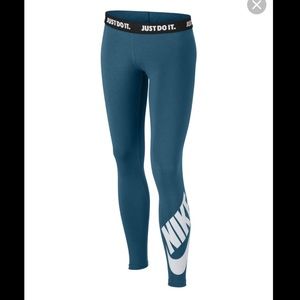 Nike Leggings